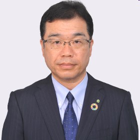 山方　真一